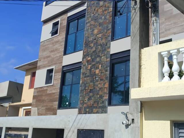 Venda em VILA CURUÇA - Santo André