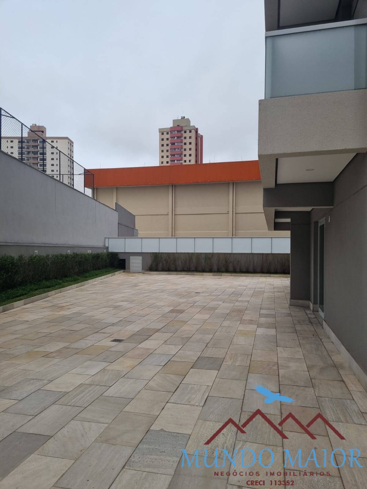 Apartamento à venda com 2 quartos, 67m² - Foto 9