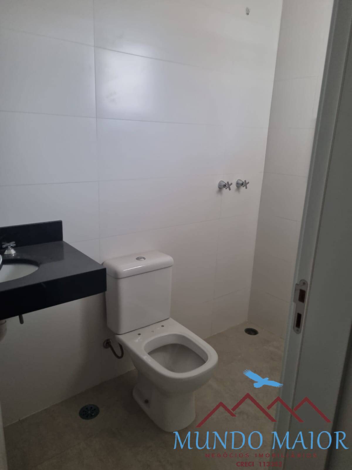 Apartamento à venda com 2 quartos, 67m² - Foto 8