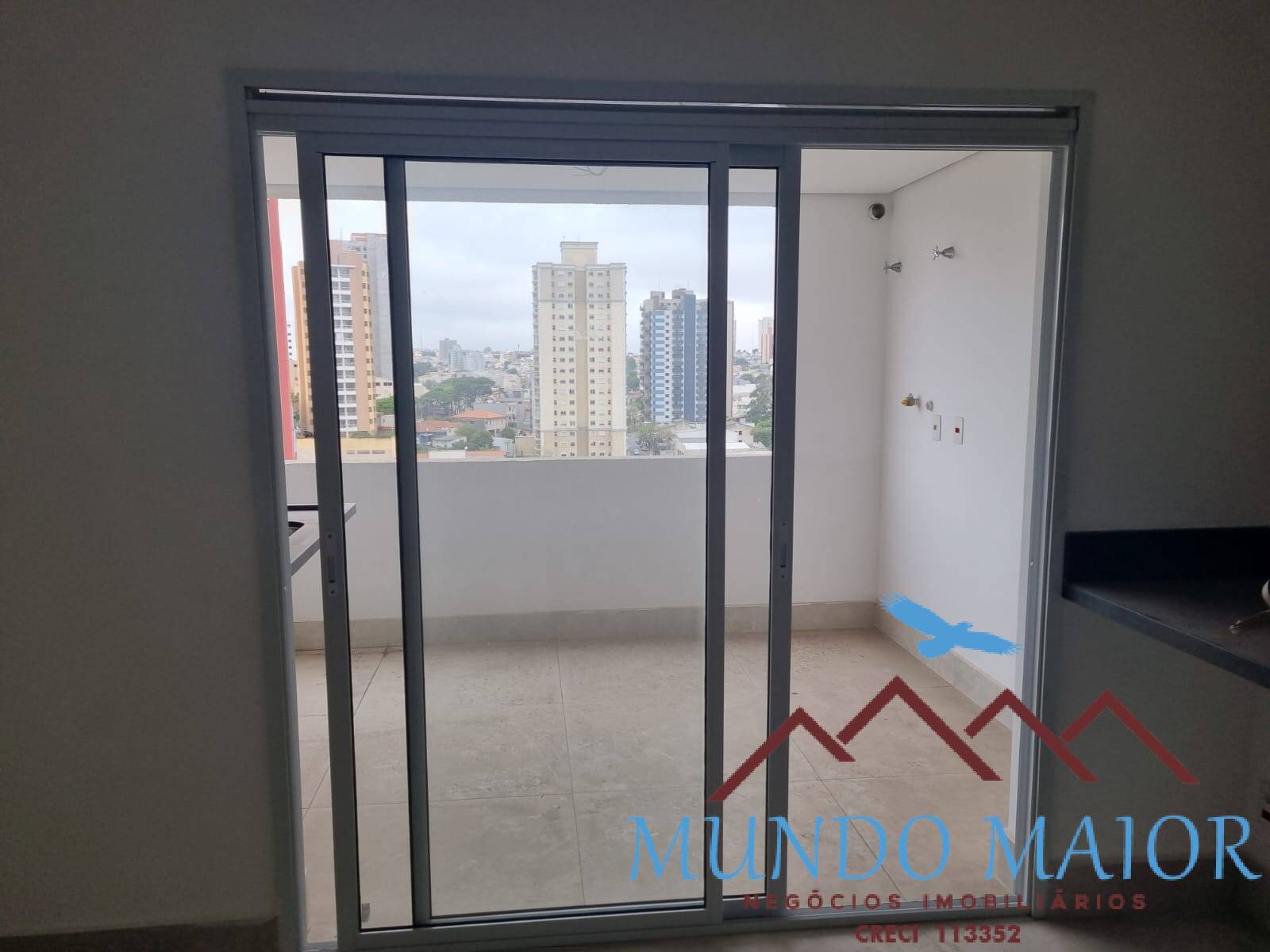 Apartamento à venda com 2 quartos, 67m² - Foto 6