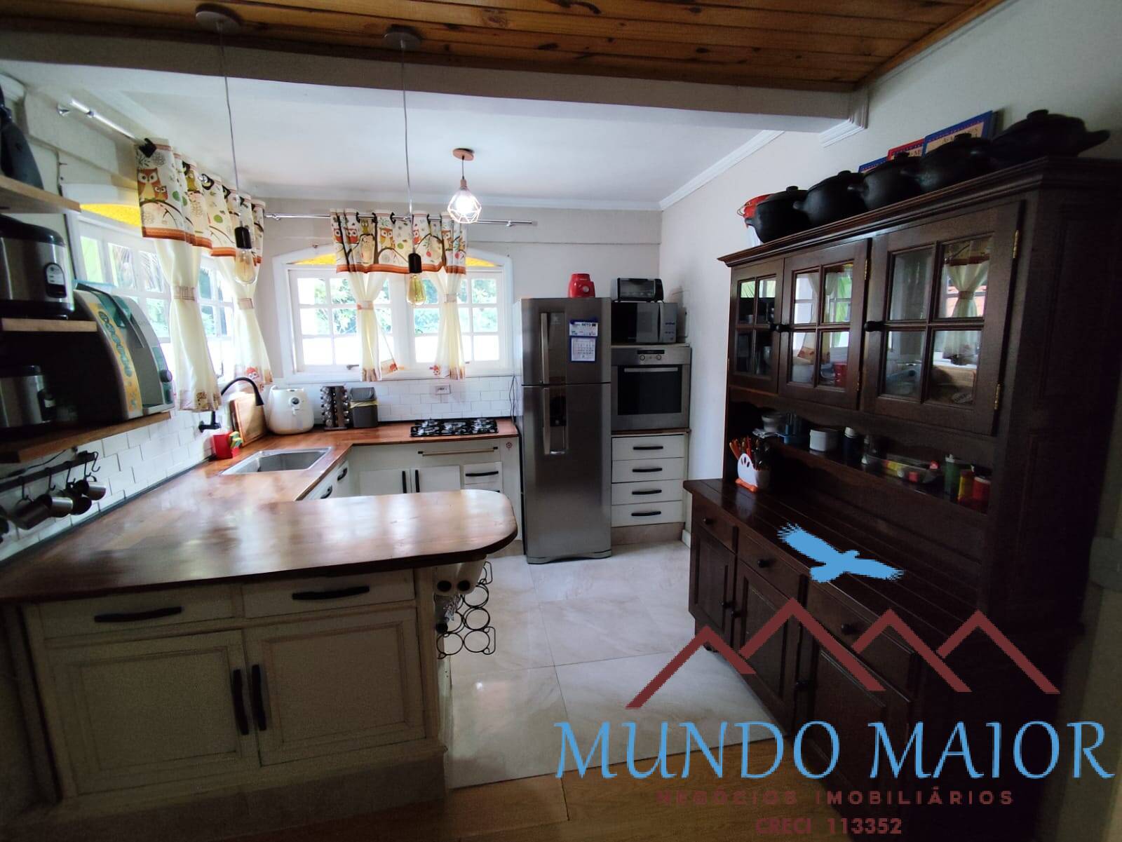 Casa à venda com 3 quartos, 800m² - Foto 5