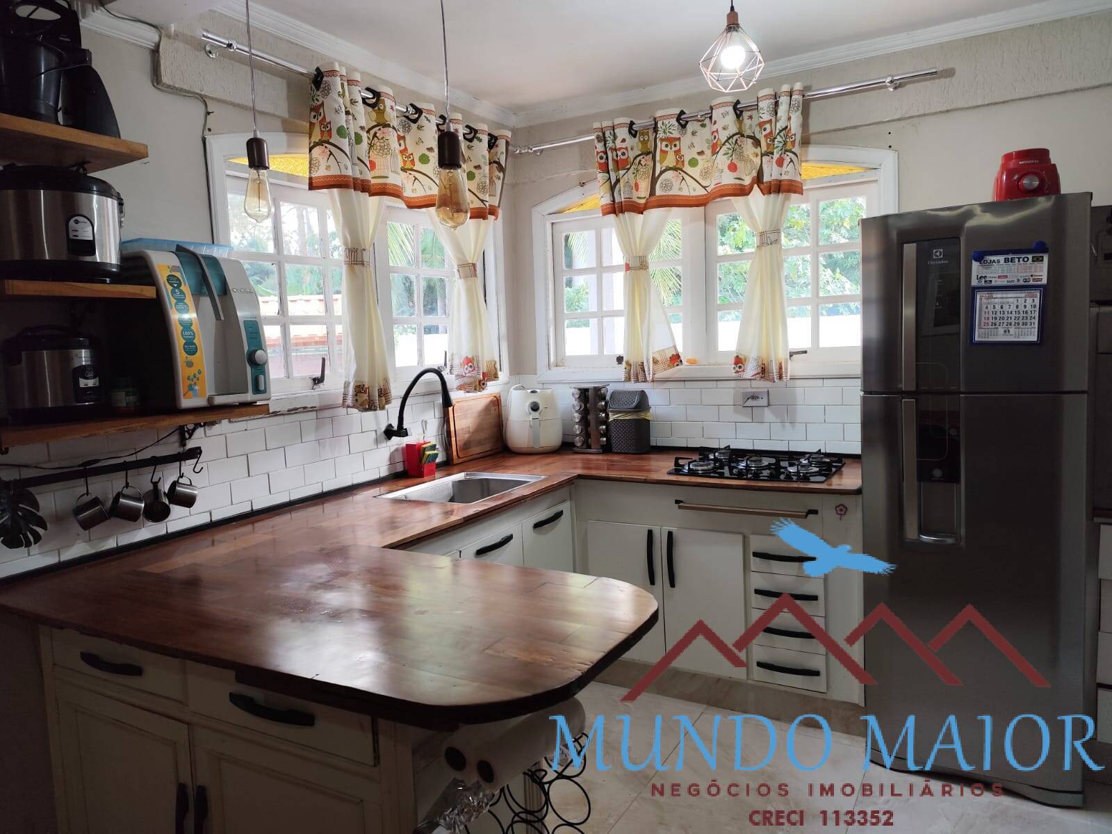 Casa à venda com 3 quartos, 800m² - Foto 16