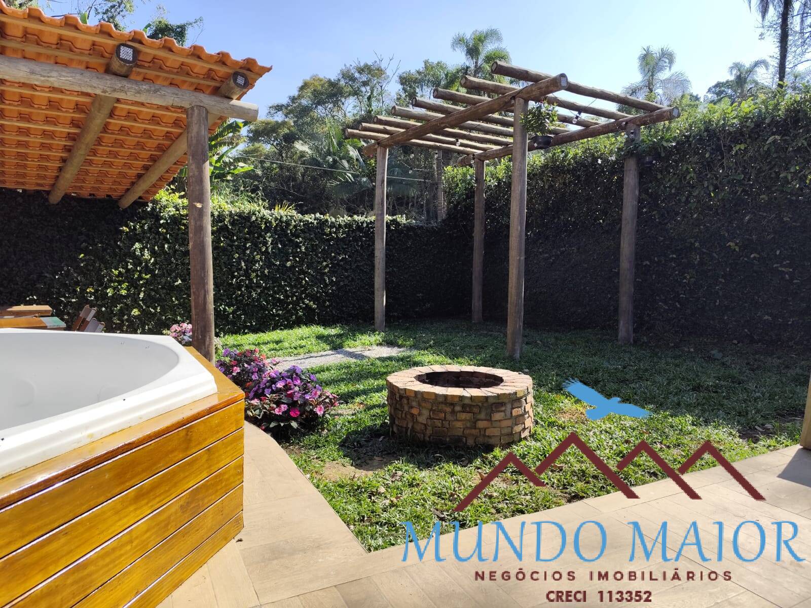 Casa à venda com 3 quartos, 800m² - Foto 37