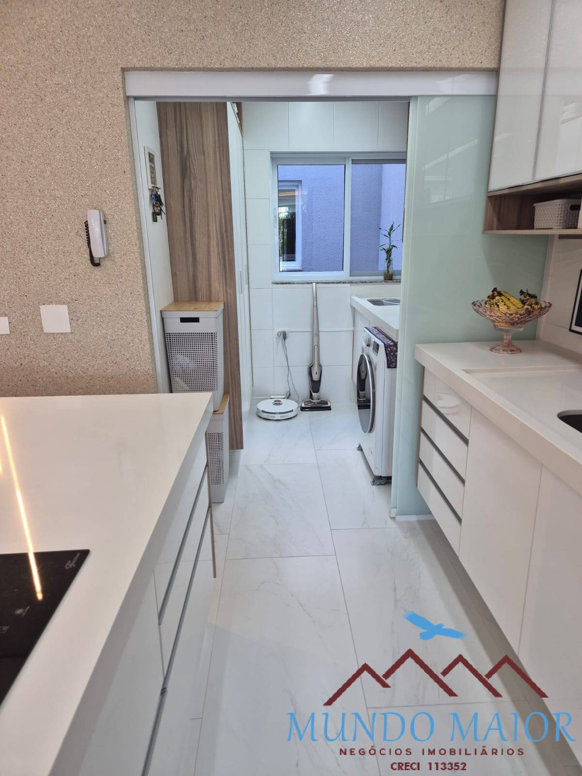 Apartamento, 3 quartos, 224 m² - Foto 1