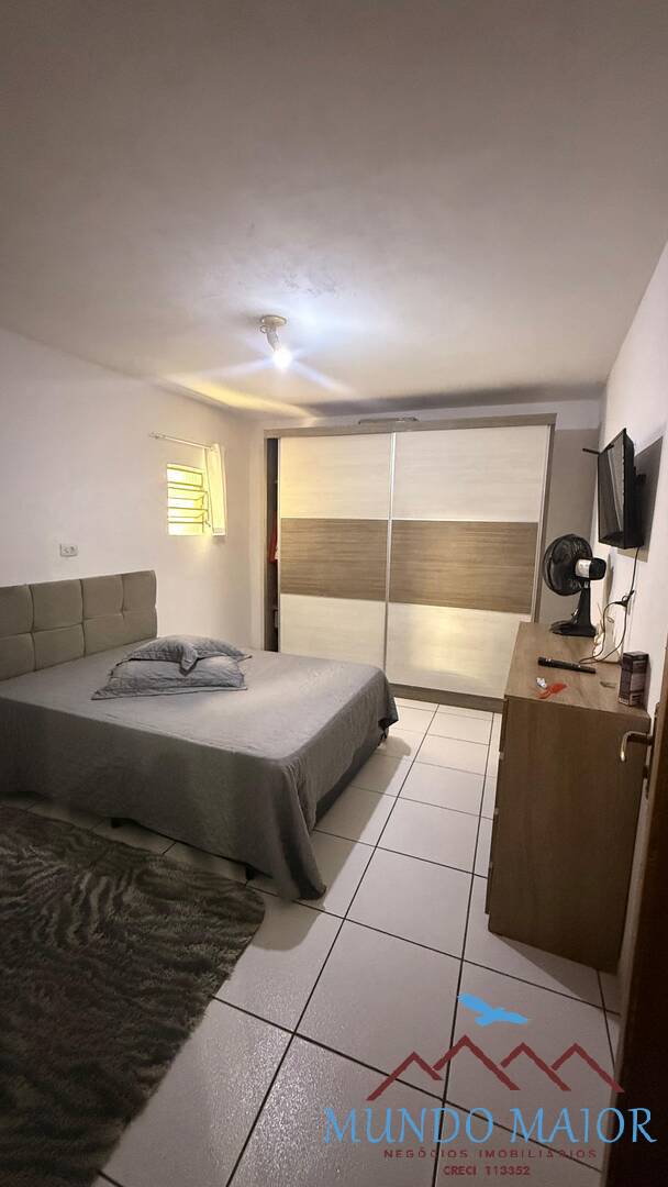 Casa, 4 quartos, 225 m² - Foto 33